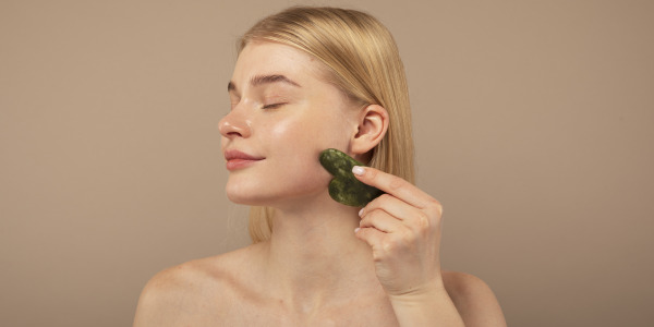 Jaki kamień do masażu twarzy? Co wybrać?