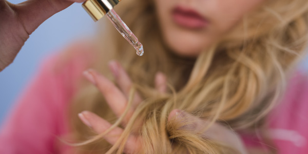 Olejek na końcówki włosów - jaki wybrać?