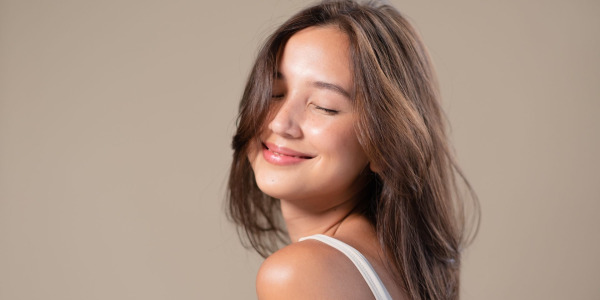 Egzosomy - wykorzystaj moc egzosomalnej modulacji skóry.