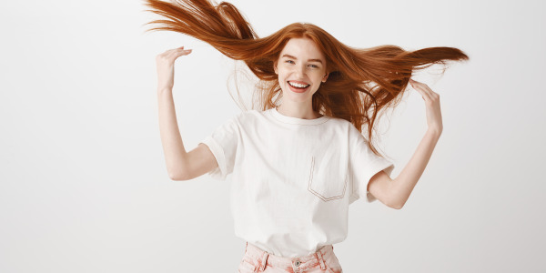 Jaka witamina na włosy? Zdrowe i mocne włosy