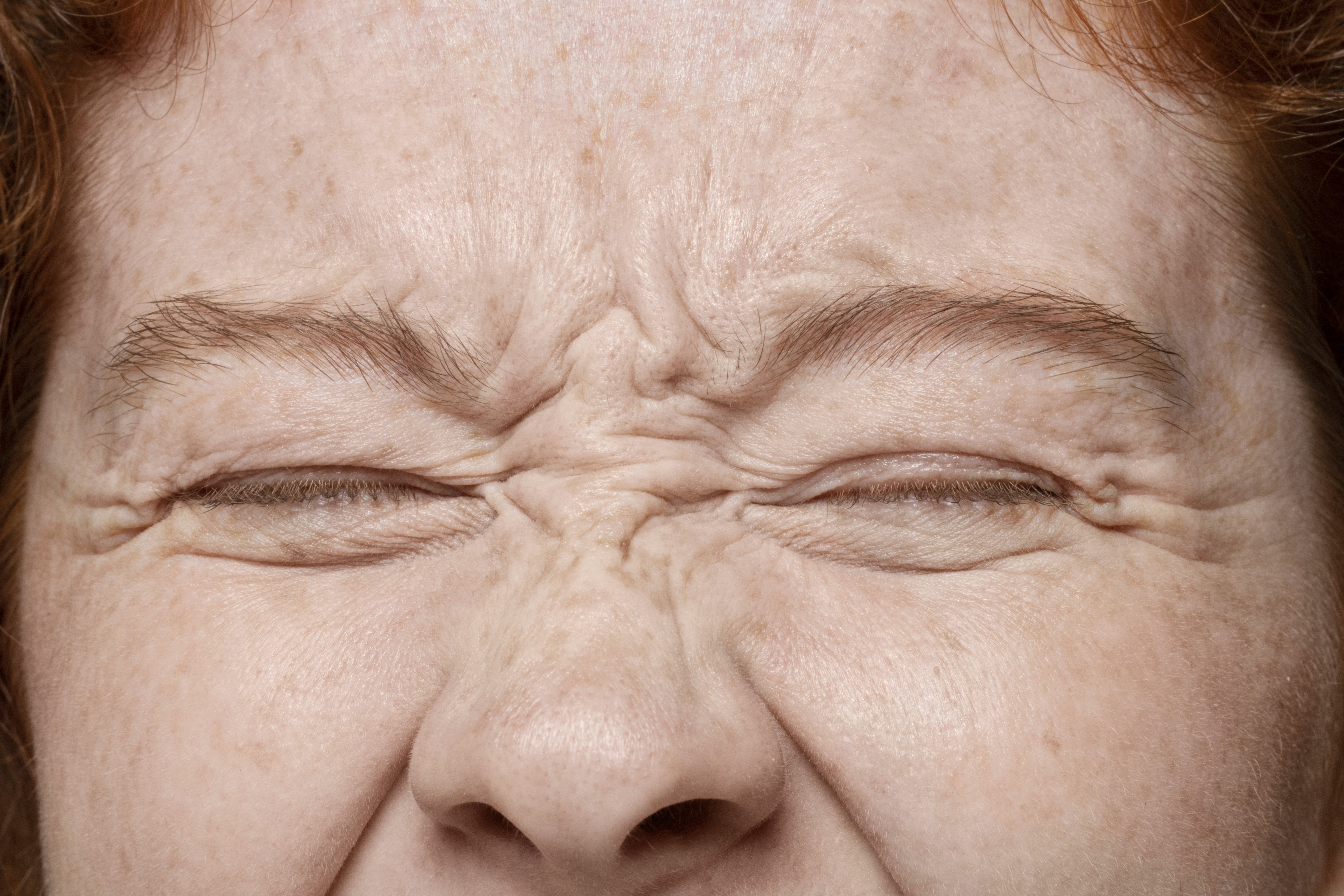 Jak pozbyć się zmarszczki na czole?